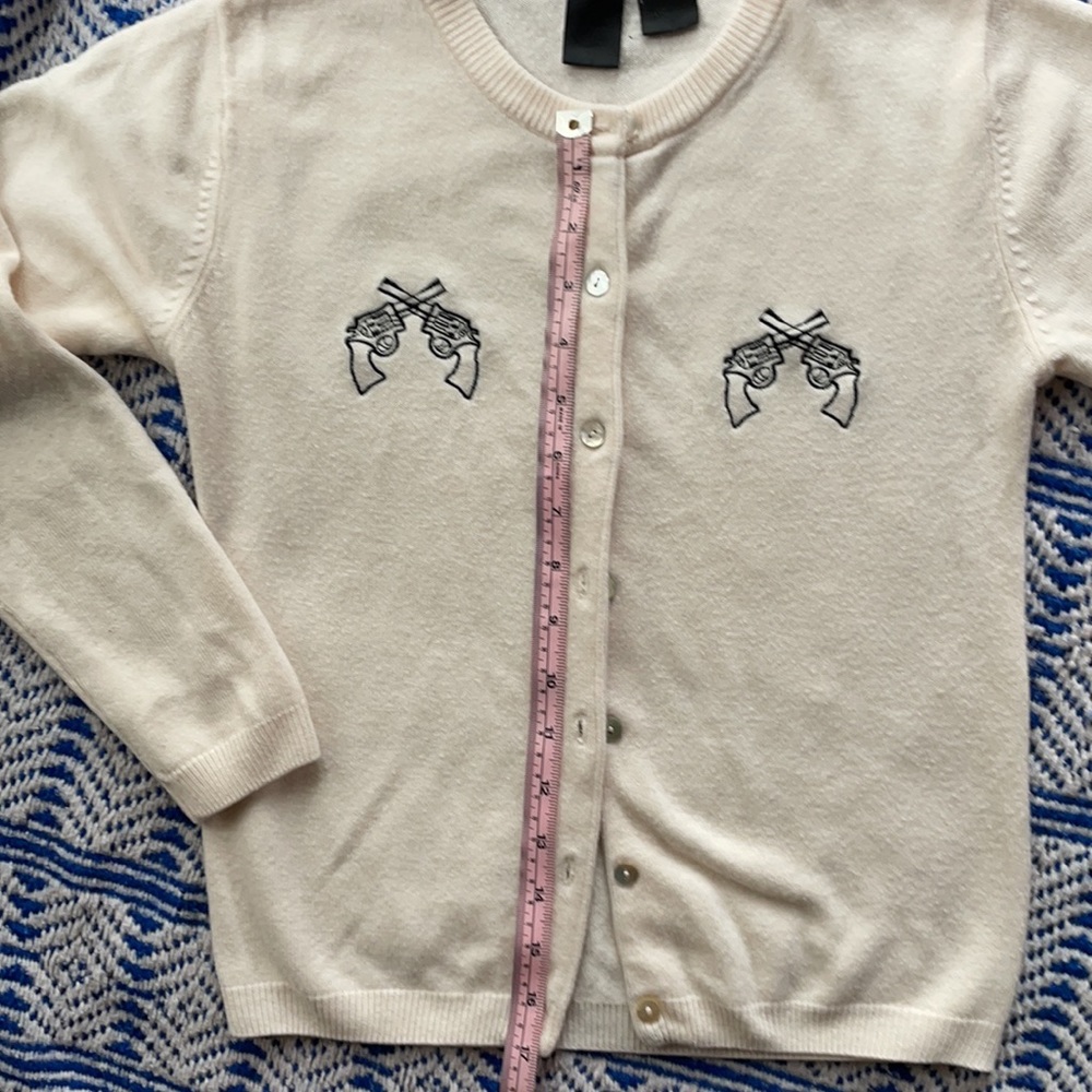Women’s gun slinger vintage inspired sweater - Picture 7 of 7